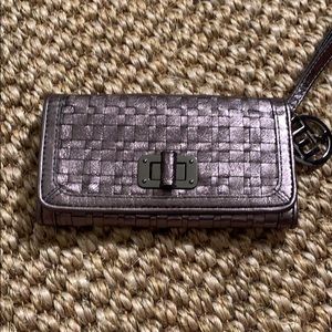 Elliott Luca Wallet